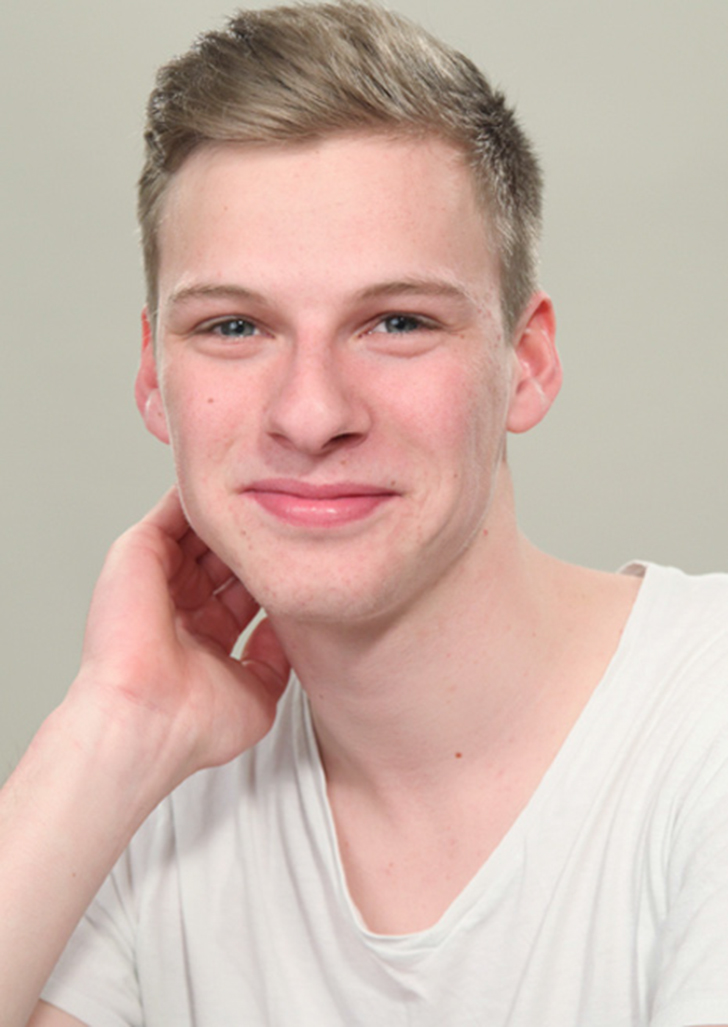 Männlich schauspieler augen blond blaue Liste bekannter